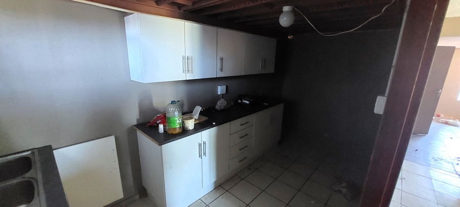 13 Bedroom Property for Sale in Bloemspruit Free State